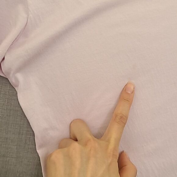 Vince Essential Crew Neck Short Sleeve Shirt Casa Rosa Pink Medium Airy Coastal - Picture 4 of 8